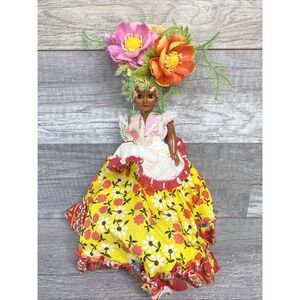VTG Tropical Poseable Sleepy Eyes Fruits & Flowers Hat Souvenir Doll 9"